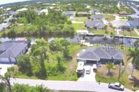 Terreno en venta en Port Charlotte, Florida № 1532843 - foto 3