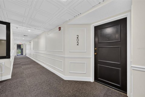 Condo in Winter Park, Florida, 3 bedrooms № 2372981 - photo 3