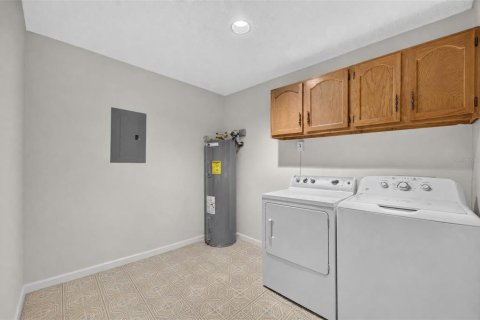Condo in Winter Park, Florida, 3 bedrooms № 2372981 - photo 21