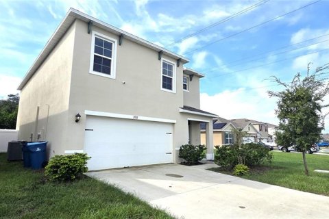 Villa ou maison à vendre à Eagle Lake, Floride: 5 chambres, 234.3 m2 № 2410465 - photo 3