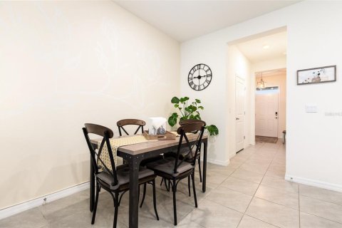 Townhouse in Wimauma, Florida 3 bedrooms, 157.47 sq.m. № 1773750 - photo 12