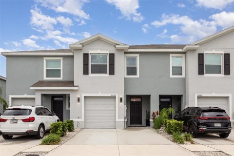 Townhouse in Wimauma, Florida 3 bedrooms, 157.47 sq.m. № 1773750 - photo 1