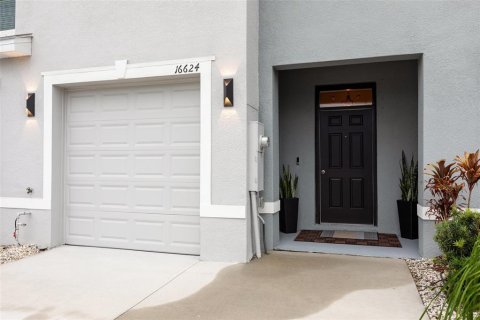 Townhouse in Wimauma, Florida 3 bedrooms, 157.47 sq.m. № 1773750 - photo 3