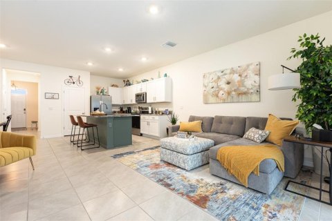 Townhouse in Wimauma, Florida 3 bedrooms, 157.47 sq.m. № 1773750 - photo 7