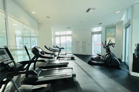 Condominio en alquiler en Miami, Florida, 2 dormitorios, 86.86 m2 № 1988158 - foto 21