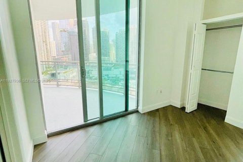 Condominio en alquiler en Miami, Florida, 2 dormitorios, 86.86 m2 № 1988158 - foto 8