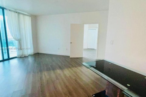 Condominio en alquiler en Miami, Florida, 2 dormitorios, 86.86 m2 № 1988158 - foto 4