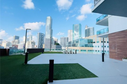 Condominio en alquiler en Miami, Florida, 2 dormitorios, 86.86 m2 № 1988158 - foto 23