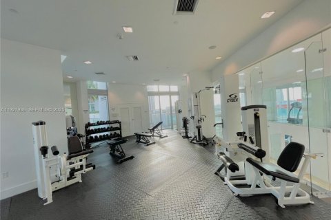 Condominio en alquiler en Miami, Florida, 2 dormitorios, 86.86 m2 № 1988158 - foto 22