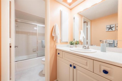Copropriété à vendre à Punta Gorda, Floride: 3 chambres, 192.21 m2 № 2344848 - photo 28