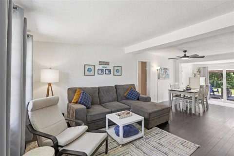 Купить виллу или дом в Клируотер, Флорида 9 комнат, 109.25м2, № 1806921 - фото 4