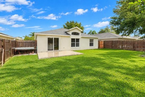 Villa ou maison à vendre à Davenport, Floride: 3 chambres, 152.08 m2 № 2410399 - photo 2