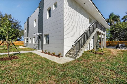 Immobilier commercial à vendre à Florida City, Floride № 2081336 - photo 4