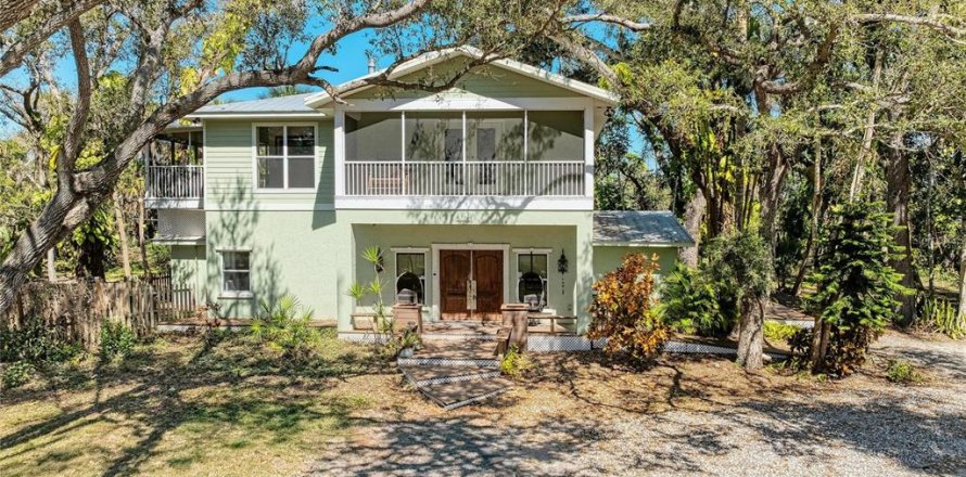 Casa en Englewood, Florida 5 dormitorios, 314.94 m2 № 2093125