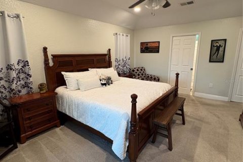 House in Bradenton, Florida 3 bedrooms, 235.97 sq.m. № 2306316 - photo 24