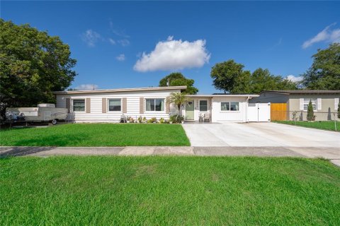 Villa ou maison à Orlando, Floride 4 chambres, 133.22 m2 № 2200916