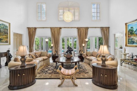 House in Wellington, Florida 5 bedrooms, 488.39 sq.m. № 2175364 - photo 9