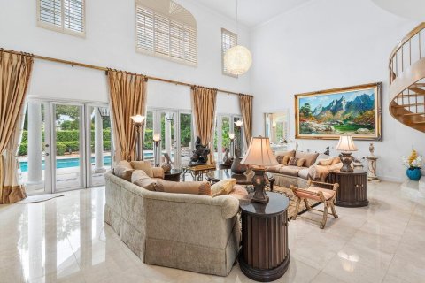 House in Wellington, Florida 5 bedrooms, 488.39 sq.m. № 2175364 - photo 8