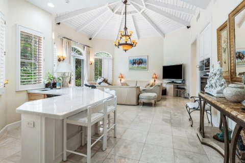 House in Wellington, Florida 5 bedrooms, 488.39 sq.m. № 2175364 - photo 11
