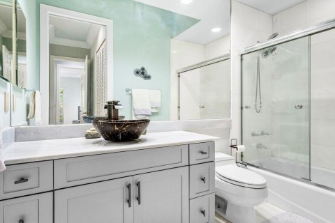 House in Wellington, Florida 5 bedrooms, 488.39 sq.m. № 2175364 - photo 22