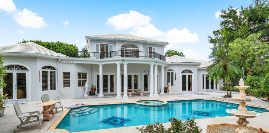 House in Wellington, Florida 5 bedrooms, 488.39 sq.m. № 2175364