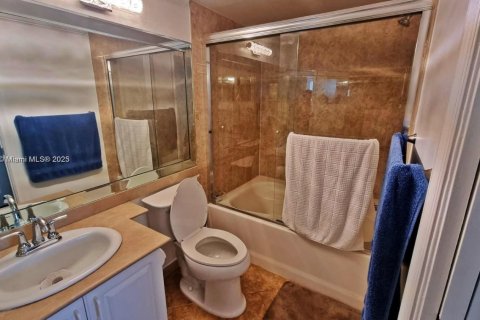 Copropriété à louer à Highland Beach, Floride: 2 chambres, 114.27 m2 № 1862043 - photo 11