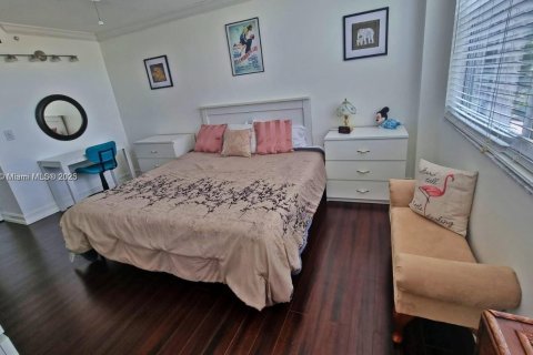 Copropriété à louer à Highland Beach, Floride: 2 chambres, 114.27 m2 № 1862043 - photo 10