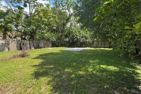 House in Orlando, Florida 4 bedrooms, 138.15 sq.m. № 1878205 - photo 17