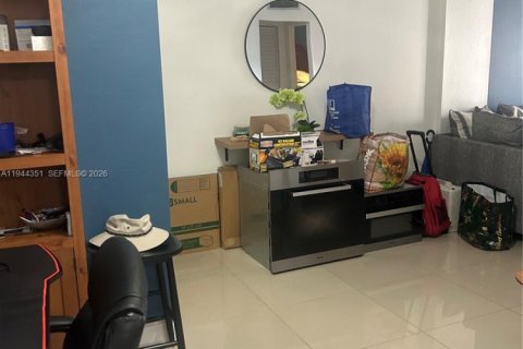 Copropriété à louer à Hialeah, Floride: 1 chambre, 65.03 m2 № 2001182 - photo 6