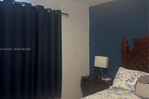 Copropriété à louer à Hialeah, Floride: 1 chambre, 65.03 m2 № 2001182 - photo 7