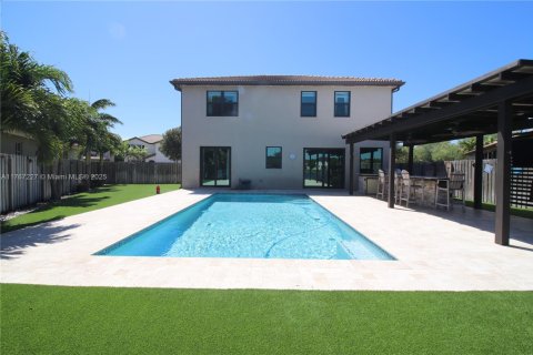 House in Homestead, Florida 4 bedrooms, 224.82 sq.m. № 1880157 - photo 30