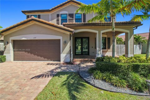 House in Homestead, Florida 4 bedrooms, 224.82 sq.m. № 1880157 - photo 8
