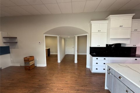 Immobilier commercial à louer à Ocala, Floride: 752.51 m2 № 2406439 - photo 6