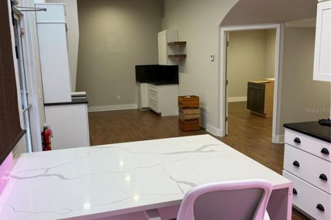 Immobilier commercial à louer à Ocala, Floride: 752.51 m2 № 2406439 - photo 5
