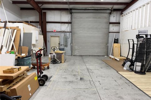 Immobilier commercial à louer à Ocala, Floride: 752.51 m2 № 2406439 - photo 3
