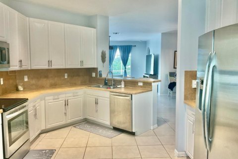 Villa ou maison à louer à Port St. Lucie, Floride: 3 chambres, 142.33 m2 № 2397133 - photo 6