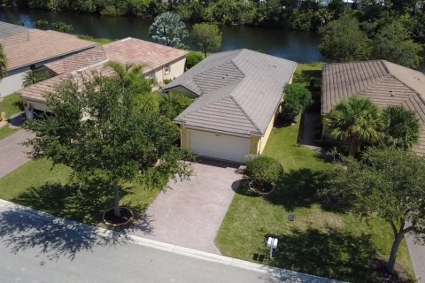 Villa ou maison à louer à Port St. Lucie, Floride: 3 chambres, 142.33 m2 № 2397133 - photo 28