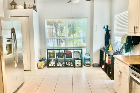 Villa ou maison à louer à Port St. Lucie, Floride: 3 chambres, 142.33 m2 № 2397133 - photo 7