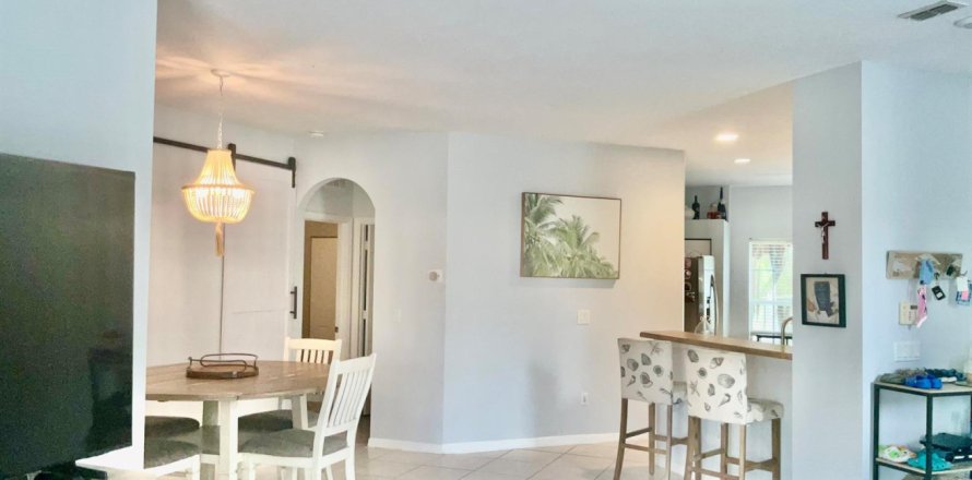 Villa ou maison à Port St. Lucie, Floride 3 chambres, 142.33 m2 № 2397133