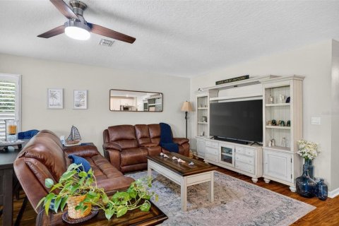 Villa ou maison à vendre à Bunnell, Floride: 3 chambres, 159.23 m2 № 1911620 - photo 11