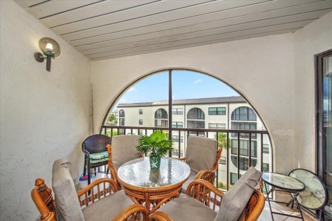 Condo in Marco Island, Florida, 1 bedroom  № 2208025 - photo 8