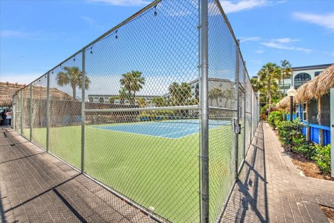 Condo in Marco Island, Florida, 1 bedroom  № 2208025 - photo 28