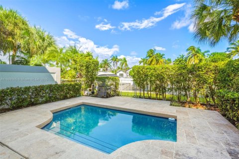 Townhouse in Aventura, Florida 3 bedrooms, 297.29 sq.m. № 1953492 - photo 18