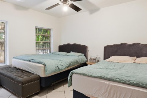 Casa en venta en Miami Beach, Florida, 3 dormitorios, 167.6 m2 № 2169943 - foto 11