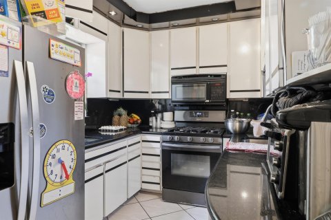 Casa en venta en Miami Beach, Florida, 3 dormitorios, 167.6 m2 № 2169943 - foto 13