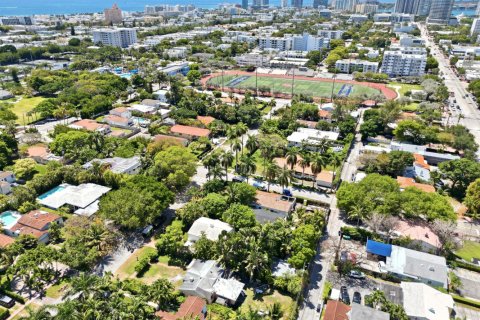 Casa en venta en Miami Beach, Florida, 3 dormitorios, 167.6 m2 № 2169943 - foto 22