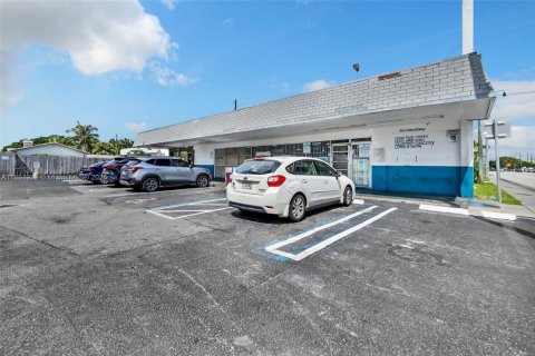 Immobilier commercial à vendre à West Palm Beach, Floride № 1953348 - photo 18