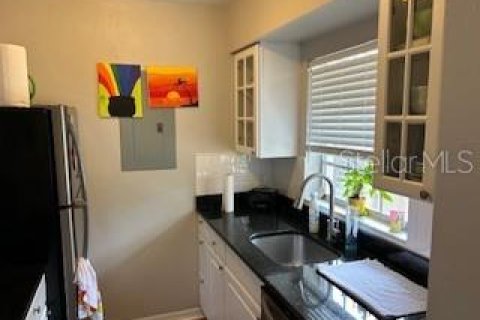 Condo in Orlando, Florida, 2 bedrooms  № 1626586 - photo 4