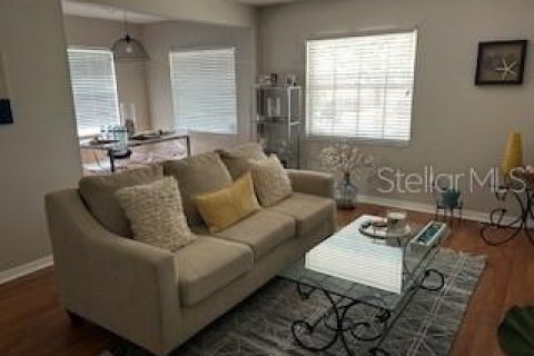 Condo in Orlando, Florida, 2 bedrooms  № 1626586 - photo 2