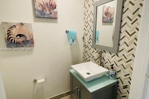 Townhouse in Homestead, Florida 3 bedrooms, 135.92 sq.m. № 1992645 - photo 12